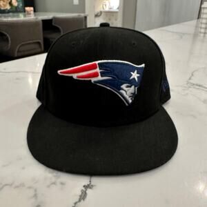 Black NE Patriots Fitted Hat